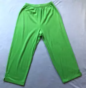 Quacker Factory Womens Capri Pants Size S Green Stretch Elastic Waist NWOT - Picture 1 of 12