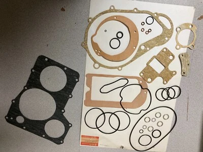 New Suzuki Engine Gasket Kit 11400-49895 82-83 GS850 gl OEM E994 - Изображение 1 из 3