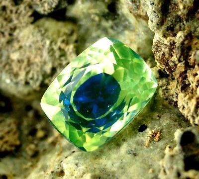 Cojín Pitambari Zafiro Bicolor Natural 11+ Ct Piedras Preciosas Sueltas Certificadas Foto 1 de 4