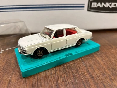 BMW 2000 Sedán 1:43 en blanco de Marklin (LWSW) Foto 1 de 4
