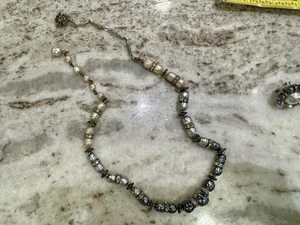 Vintage Signed Miriam Haskell Gray White Baroque Pearl Rhinestone Necklace - Bild 1 von 7