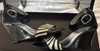 Sandalias de cuña de pelo de pony Nine West Foto 1 de 4