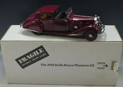 DANBURY MINT 1938 ROLLS ROYCE PHANTOM III GARNET 1:24 SCALE DIE CAST MIB #3 - Image 1 of 4