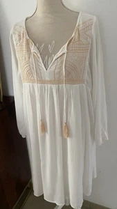 ESPRIT neuwertiges Kleid Tunikakleid Boho Gr.40 weiß creme Stickerei UVP 80€ - Bild 1 von 12