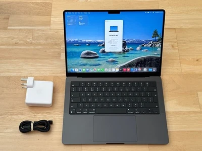 Apple MacBook Pro 14-inch M4 Max 14C CPU 32C GPU 36GB Ram 1TB SSD - Space Black - Image 1 of 4