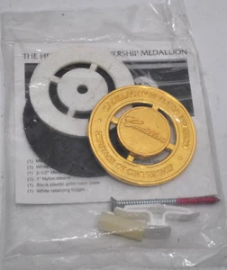 Cadillac "The Heritage of Medallion" Cadillac Motor Car Division - Gold Plated - Bild 1 von 7