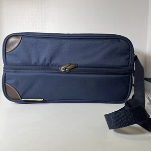 PICNIC AT ASCOT - Wine Cooler Tote For 2 - Insulated Picnic Bag Blue W/Opener - Picture 1 of 12