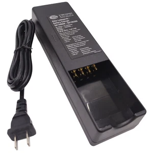D-74564 FLG 105B 230V/115V FLG-105B Direct Charger QA109600 for BA225030 battery - Afbeelding 1 van 4
