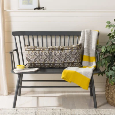 Подушка SAFAVIEH Farah 14 x 30 | в ассортименте | - Изображение 1 из 3