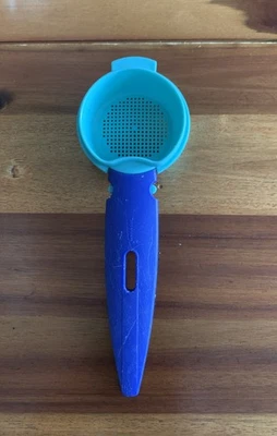 Tupperware D73 Kleines Sieb /Teesieb *RARITÄT Tupper Grün Blau - Griff Abnehmbar - Bild 1 von 4