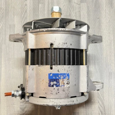 Alternador Denso genuino 101211-8290 130A, se adapta a Volvo Mack Freightliner 1998-03 Foto 1 de 4