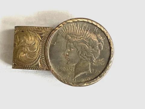1922 BU PEACE DOLLAR MONEY CLIP WITH HAND CRAFTED SILVER CLIP Cover