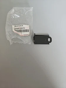Genuine Toyota Cooler Thermistor Bracket For AURIS 2012-2018 88688-02B70 - Bild 1 von 4