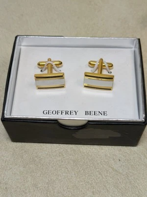 Gemelos Geoffrey Beene tono dorado/plateado/negro con ayunadores traseros de bala Foto 1 de 4