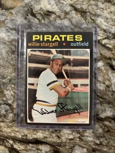 1971 Topps Willie Stargell #230 Pittsburgh Pirates - Picture 1 of 2