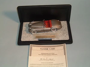 Jaguar XK-120 1949 Silver Roadmaster Danbury como nuevo 1:24 diecast con vitrina - Imagen 1 de 12