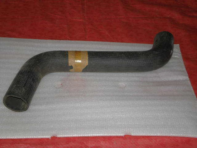 ПЕРЕДНИЙ ВЕРХНИЙ ШЛАНГ РАДИАТОРА FIAT OE, X1/9 74 дюйма  - Изображение 1 из 1