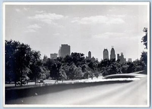 1930 NEW YORK CITY SKYLINE*VECCHIE AUTO*FOTOGRAFIA VINTAGE ORIGINALE 5x7 - Foto 1 di 2
