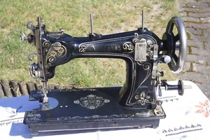 alte Adler 87 mechanische Nähmaschine - Bild 1 von 19