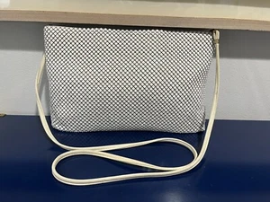 Whiting & Davis White Mesh Purse Handbag Bag Disco Crossbody Zipper Vtg 70s 80s - Picture 1 of 8