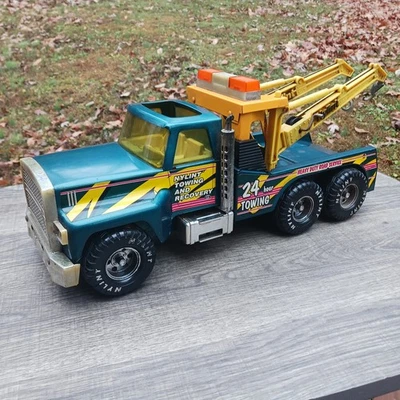 Nylint Steel Pressed Towing And Recovery Truck - Image 1 of 4