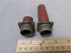 (2) Hochspannungs-Steckverbindergehäuse MS-3102-A16S-1P Panelmontage - Bild 1 von 3