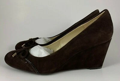Isaac Mizrahi Live Brown Kalma Round Toe Wedge Heel Shoes W/ Bow Detail Size 9M - Image 1 of 4