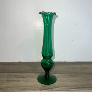 Green Colored MCM Vintage Glass Bud Vase Solid Footed Stem 8" Tall Twist Stem - Picture 1 of 6