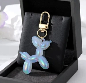 NEW KAWAII PEARLY BABY BLUE BALLOON DOG KEYRING WITH GOLD CLIP KEYCHAIN NORDIC - Picture 1 of 3