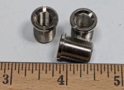 Лот из 3 новых из старых запасов сменных антенных втулок радио Uniden номер детали MNUT480169Z - Изображение 1 из 2