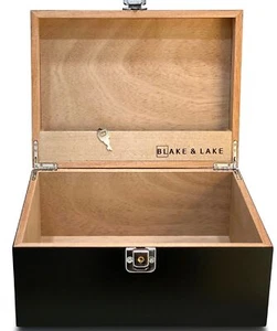 Large Black Wooden Storage and Keepsake Box with Hinged Lid and Lock key jewelry - Picture 1 of 6