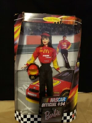 Barbie oficial Nascar #94 McDonalds 1999 Bill Elliott en caja original  Foto 1 de 4