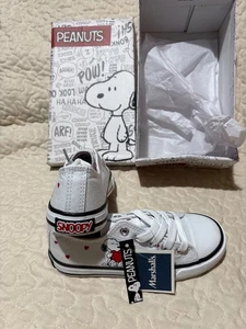 Peanuts® Snoopy White Canvas Schnürschuhe Kinderschuhe Bozoscompany Bozoscompany - Bild 1 von 3