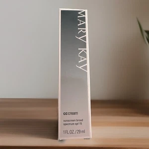 Mary Kay CC Cream Complexion Corrector Foundation SPF 15 Very Light ~ 072822 🥰 - Picture 1 of 3