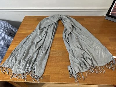 bijoux terner Fringe scarf Women’s wrap Gray Nwt Minimalist Granola Lagenlook - Image 1 of 4