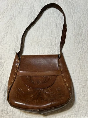 Vintage 70s Purse Leather Hand Tooled Floral Bohemian Bag Flower Hippie Saddle - Image 1 of 4
