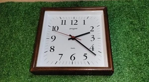Pratico e Comodo Orologio Da Muro Parete Vintage in Legno Al Quarzo Funzionante - Bild 1 von 7
