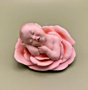 RAR Florence My Rose Rosa Guiseppe Armani Italien Baby Neugeborene Skulptur Figur - Bild 1 von 9