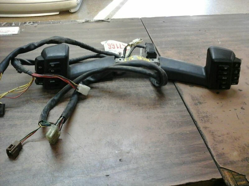 Column Switch Assembly 3 Door VIN G 5th Digit Fits 87-89 SUBARU PASS. 1969 - Изображение 1 из 1