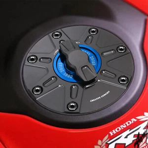 Blue NIMBLE Rapid Release Fuel Cap For CBR 600 RR 03-10 11 12 13 14 15 16 17 18 - Picture 1 of 5