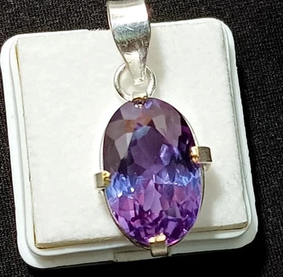 Collar colgante de piedras preciosas de alejandrita ovaladas de 25 quilates regalo para mujer/ella en plata Foto 1 de 4