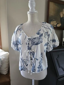 Rachel Zoe XS Blue White Puff Sleeve Tie Front Linen Blend Top New Scallop Hem - Picture 1 of 11