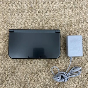 Nueva consola 3DS LL XL negra metálica Japón Nintendo región japonesa usada - Imagen 1 de 4