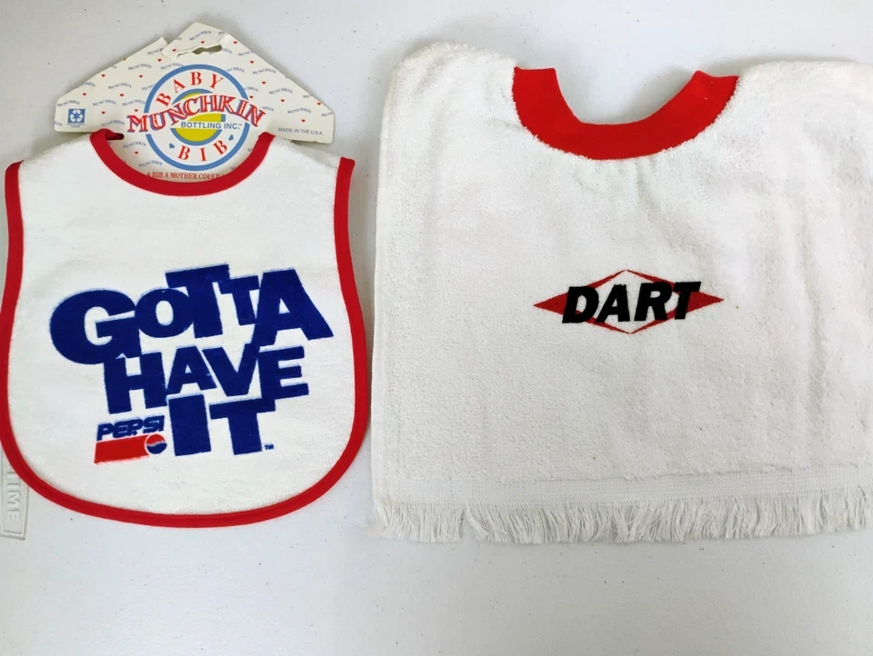 Babero de bebé vintage Pepsi Baby Munchkin lote mixto de 2 baberos vintage Foto 1 de 4