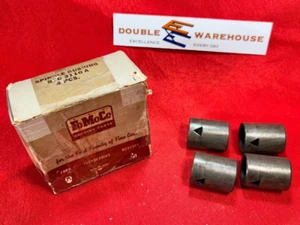 NOS OEM Ford B7C-3110-A Spindle Bushing LOT OF FOUR (4) - Bild 1 von 2