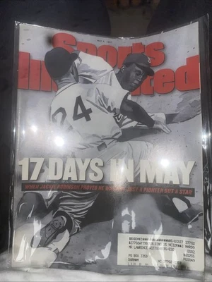 DEPORTES ILUSTRADOS 5 DE MAYO 1997 JACKIE ROBINSON BROOKLYN DODGERS EN PLÁSTICO Foto 1 de 2