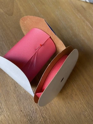 Schiff Hot Rosa Cinta de grosgrain Lazos para el cabello Artesanía Corona Lazos 3” y 3/8” Foto 1 de 4