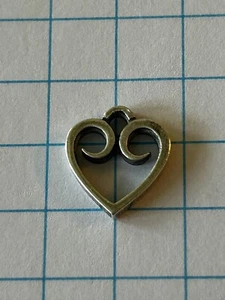 Reduced James Avery Sterling Silver Scrolled Heart Pendant Teeny Tiny - Picture 1 of 4