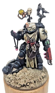 Warhammer 40k Space Marines Apothecary Black Templars Painted Games Workshop 40k - Picture 1 of 8