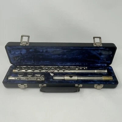 Flauta Armstrong Modelo 104 con Estuche Foto 1 de 3
